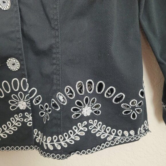 Very Vera Sz Large Shacket Short Black Embroidered Eyelet 3/4 Sleeve Mature EUC - Picture 3 of 11
